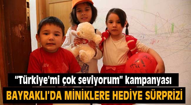 Bayraklı'da miniklere 23 Nisan sürprizi