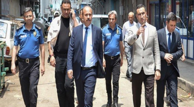 Yeni İstanbul Emniyet Müdürü'ne görevi Cumhurbaşkanı tebliğ etti