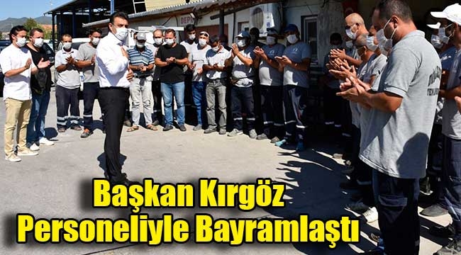 Başkan Kırgöz Personeliyle Bayramlaştı 