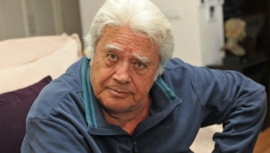 Cüneyt Arkın ekranlara geri dönüyor