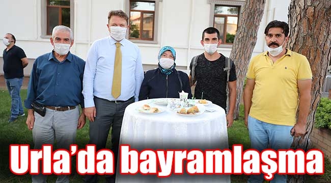 Urla'da bayramlaşma