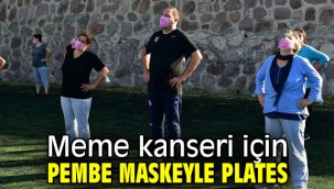 Başkan Gümrükçü pembe maske dağıttı