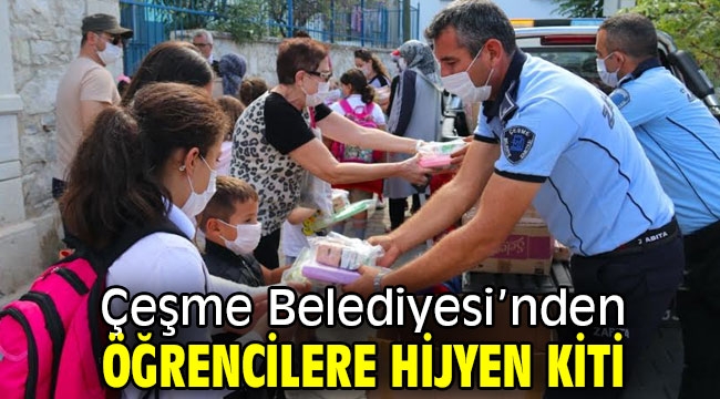 Çeşme Belediyesi'nden öğrencilere hijyen kiti