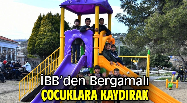 Bergamalı çocukların kaydırak sevinci