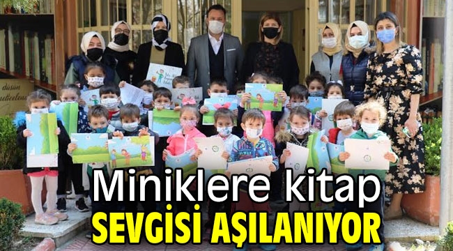 Miniklere kitap sevgisi aşılanıyor