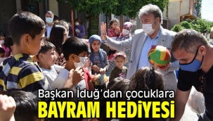 Başkan İduğ'dan çocuklara bayram hediyesi