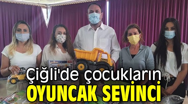 Çiğli'de çocukların oyuncak sevinci