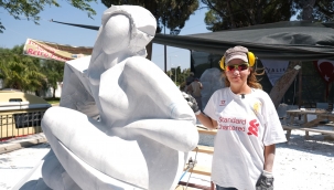 Ayvalık'ta beş yeni heykel!