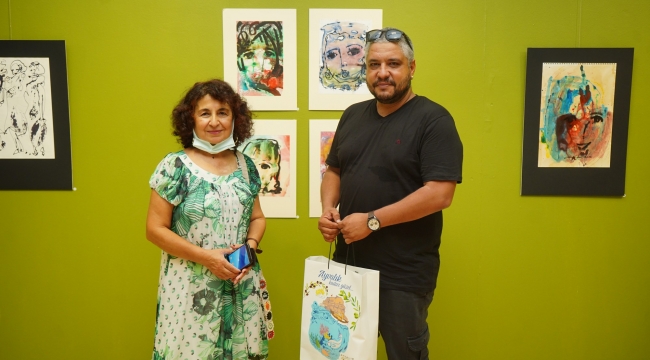 Bayraktar'ın resim sergisi sanatseverlerle buluştu
