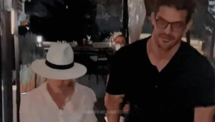 Hadise ve yeni sevgilisi Mehmet Dinçerler el ele yakalandı!