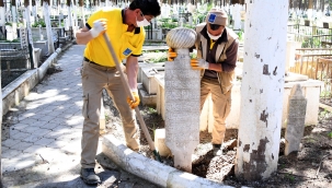 Tarihi mezar taşları geçmişe ışık tutacak!