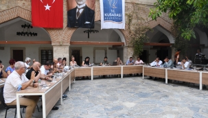 Ada'yı heykeller süsleyecek!