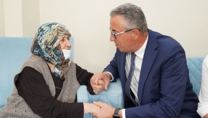 Başkan Arda alzheimer ve demans hastalarını ziyaret etti