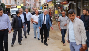 Başkan Eriş, günün ilk ışıklarında Ödemiş'i adımladı 