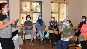Bornova'da Anne-Baba Okulu