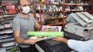 Edremit Belediyesi'nden kırtasiye yardımı