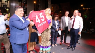 Gülben Ergen'le kutlandı!