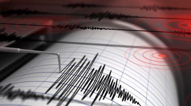 Akdeniz'de deprem: İzmir'i de salladı!