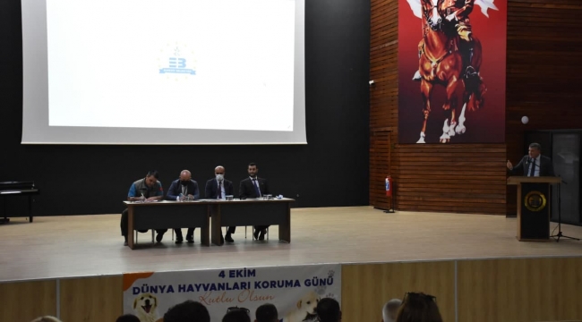 Edremit'de yeni hayvan hakları yasası anlatıldı