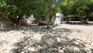 Özbek tarihi dokusuna kavuştu