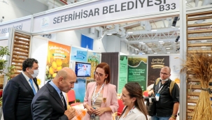 Tarımın zirvesinde Seferihisar rüzgarı esti