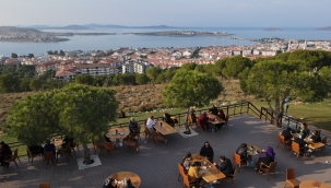 Ayvalık'ta Cennet Tepesi'ne büyük ilgi