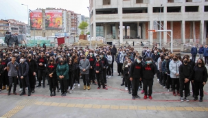 Başkan Tugay'dan öğretmenlere kutlama