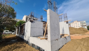 Karşıyaka'da 'Alzheimer Merkezi' yükseliyor