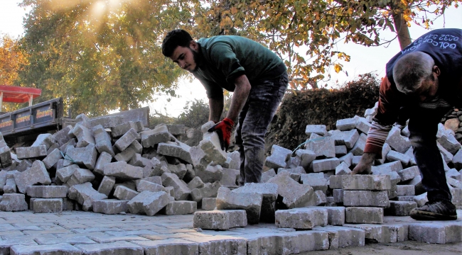 Ödemiş'te kilit parke taş seferberliği 