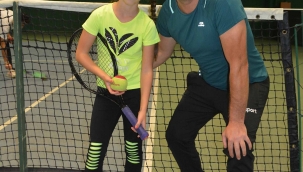 Yunusemre'nin parlayan raketi: Suzanna Solmaz