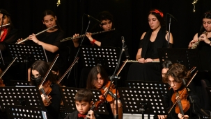 Çocuk Senfoni Orkestrası büyüledi