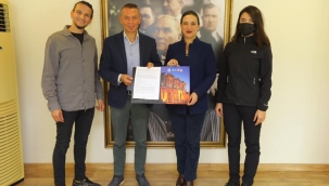 Efes Selçuk Belediyesi Akit ile protokol imzaladı