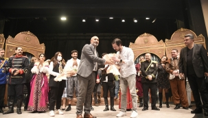 İstibdat Kumpanyası oyununun prömiyeri yapıldı