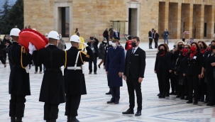 Kuzey Ege Kent Konseyleri'nden Anıtkabir ziyareti