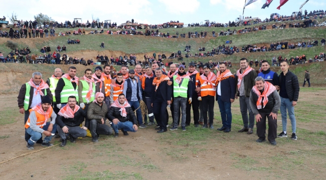 Turgutlu'da Deve Güreşi heyecanı