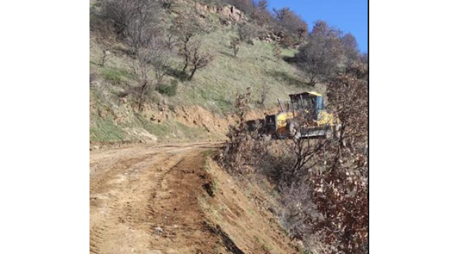 Beydağ'ın bozulan yollarına düzenleme yapılıyor