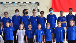 Geleceğin hentbolcuları Yunusemre'de yetişiyor