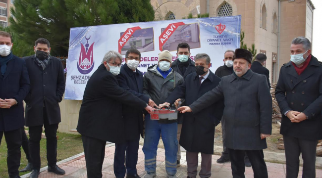 Şehzadeler Aşevi'nin temeli dualarla atıldı