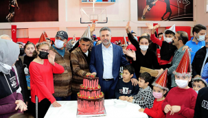 Başkan Sandal: "Bayraklı'da engel tanımıyoruz"