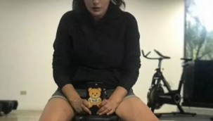 Havva Öztel süper minisiyle spor salonunda poz verdi! 