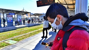 İzmir Büyükşehir Belediyesi'nin ücretsiz internet hizmeti yayılıyor