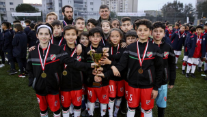 Karşıyaka'da futbol şöleni