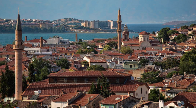 Kuzey Ege'nin yıldızı Ayvalık, Girne ile kardeş şehir oldu