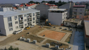 Saruhanlı'da sokaklar parklarla donatılıyor