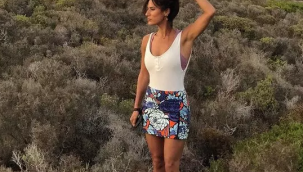 Süper minili pozlarıyla beğeni topladı!