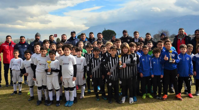 Yunusemre Cup Futbol Turnuvası'nda U10 müsabakaları bitti