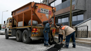 Ada'da yol yapım çalışmaları devam ediyor