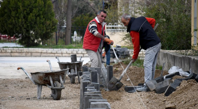 Davutlar'da alt ve üst yapı çalışmaları sürüyor