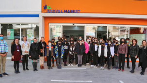 Sosyal Market'e öğrenci desteği