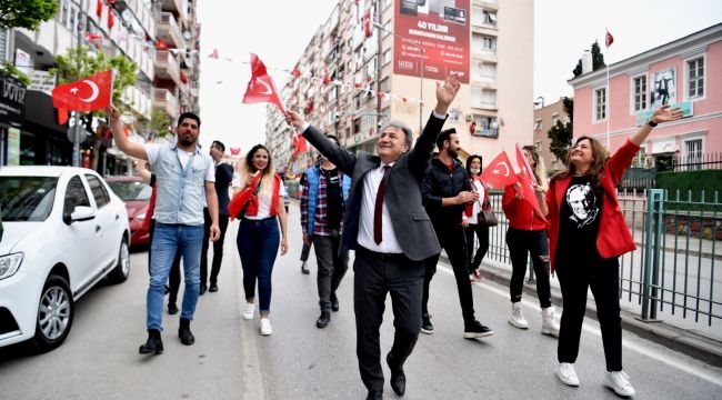 Bornova'da  23 Nisan coşkusu